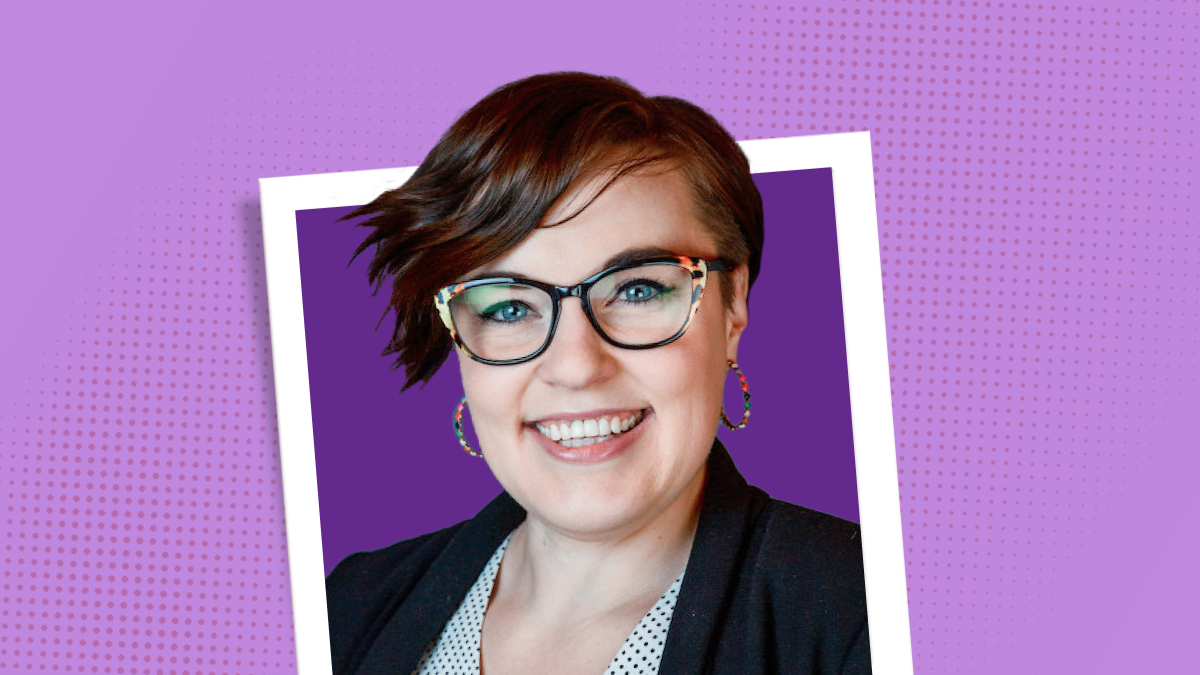 Aimtal Team Spotlight Sarah Gilbert how-to-get-the-cheapest-flights-to-las-vegas-las-vegas-flights-vegas